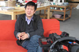Interviewing Zhou Chunya at his studio in Chengdu, 1 March 2010.